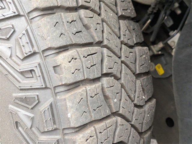 Used 2024 Chevrolet Silverado 1500 Custom Trail Boss w/ LPO, Dark Essentials Package image 8