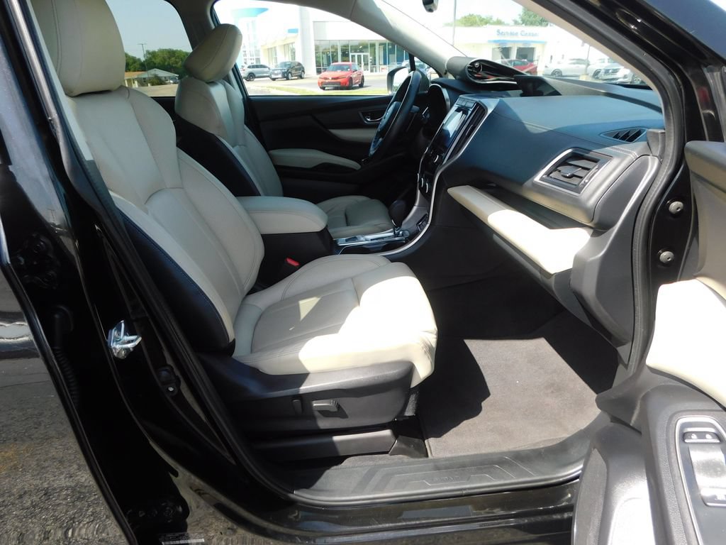 Used 2022 Subaru Ascent Limited AWD/4WD image 17