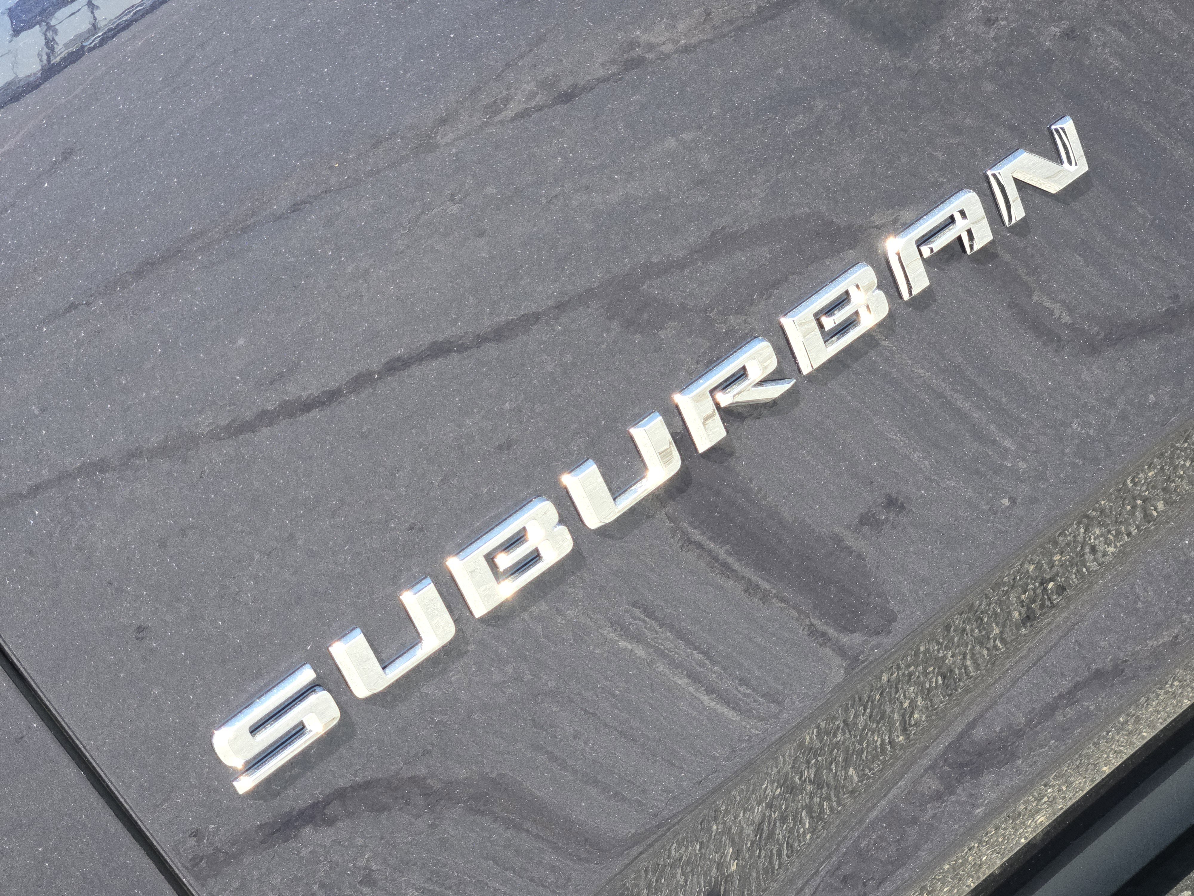 New 2026 Chevrolet Suburban High Country image 6