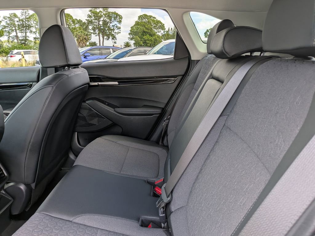 Certified 2024 Kia Seltos X-Line AWD/4WD image 18
