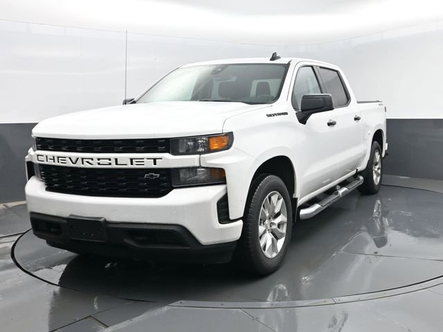 Used 2022 Chevrolet Silverado 1500 Custom w/ LPO, Dark Essentials Package image 2