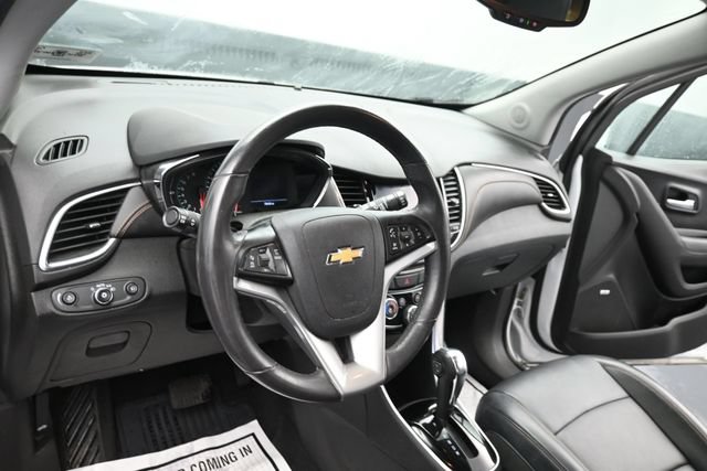 Used 2020 Chevrolet Trax Premier w/ LPO, Protection Package AWD/4WD image 14
