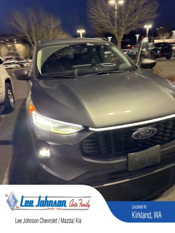 Used 2023 Ford Escape SE w/ PHEV Premium Package image 1