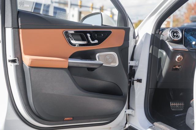 New 2026 Mercedes-Benz GLC 43 AMG 4MATIC Coupe image 38