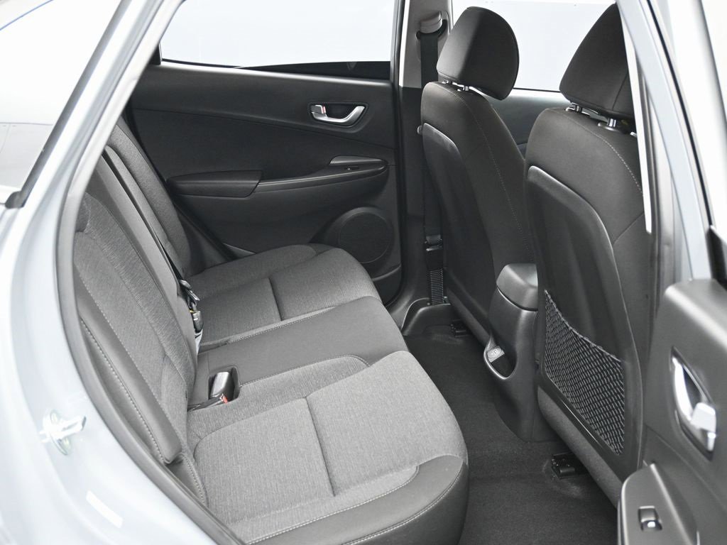 Used 2023 Hyundai Kona SE w/ Cargo Package image 33