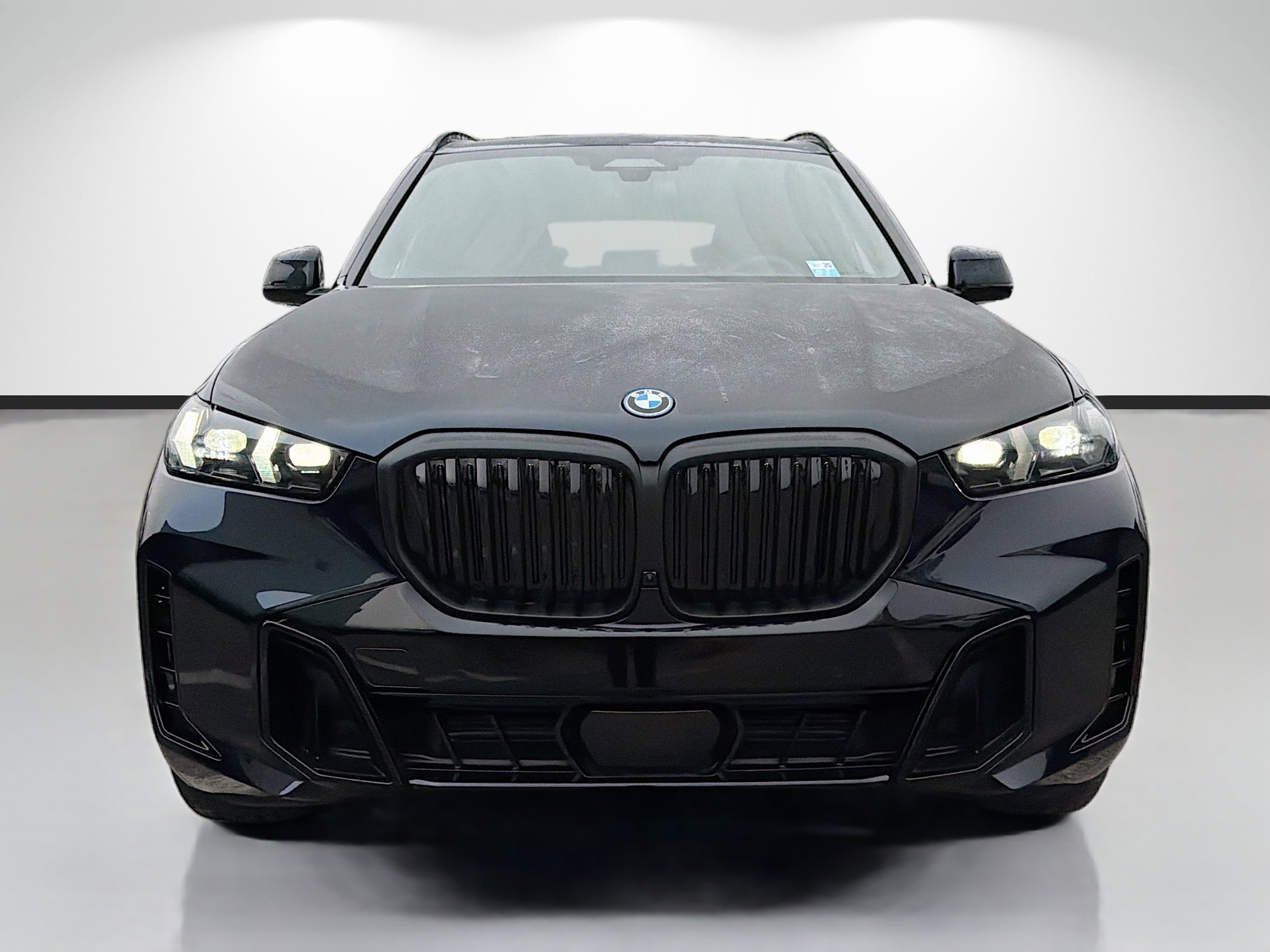 New 2026 BMW X5 xDrive50e w/ Executive Package image 8