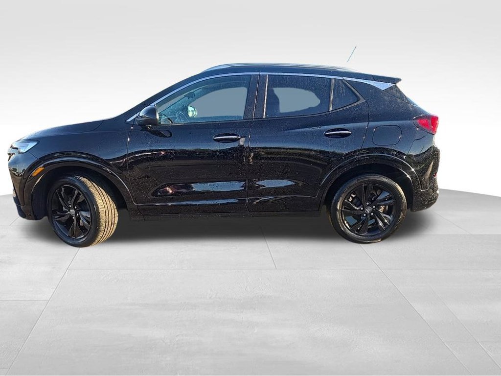 Certified 2024 Buick Encore GX Sport Touring w/ Comfort Package AWD/4WD image 2