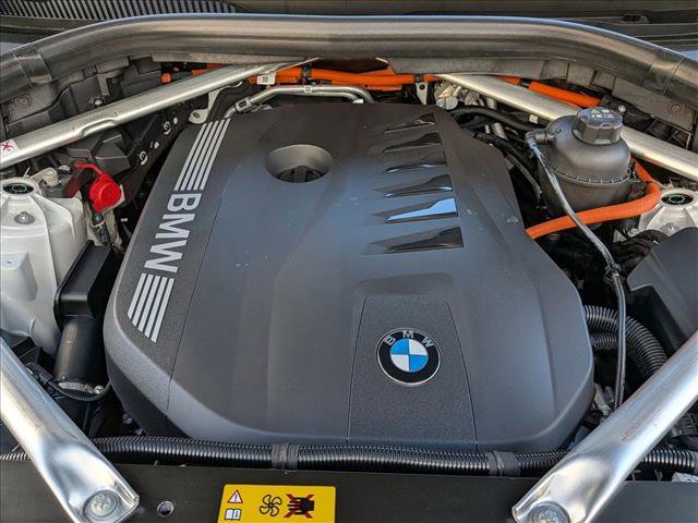 New 2026 BMW X5 xDrive50e w/ Parking Assistance Package AWD/4WD image 17