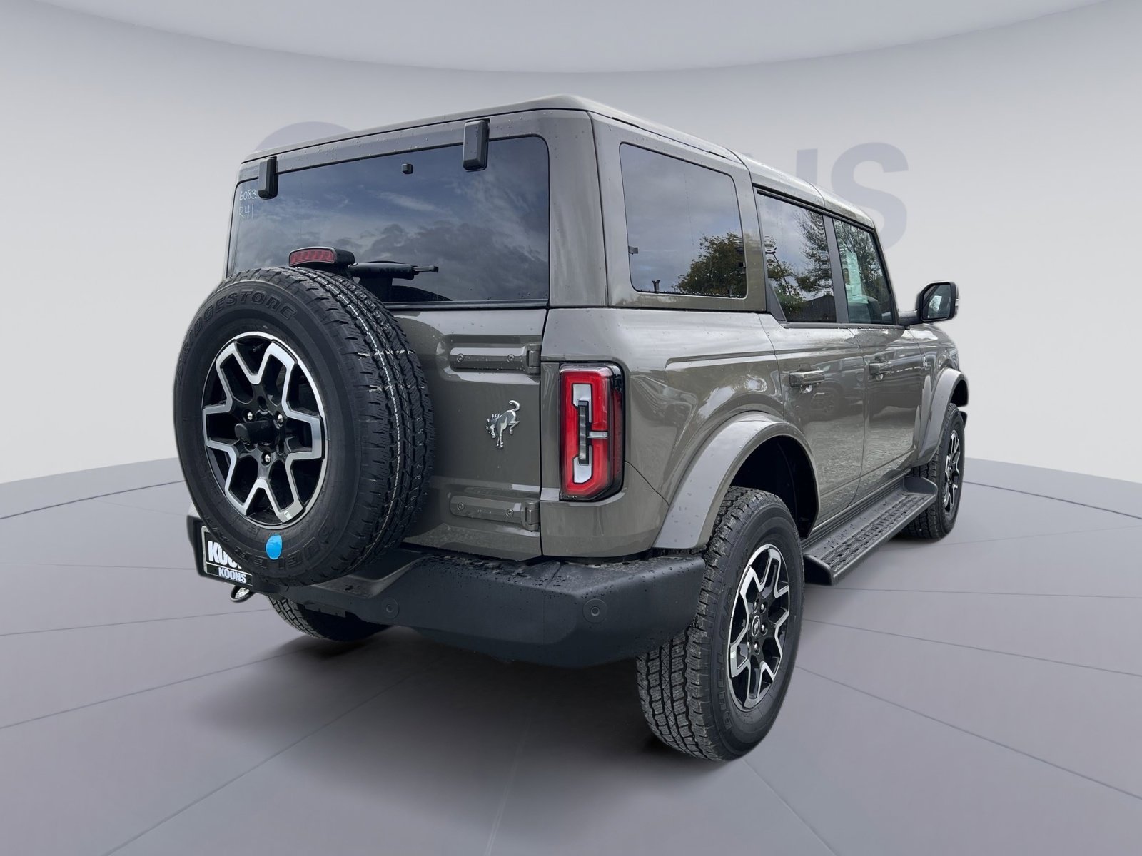 New 2025 Ford Bronco Outer Banks image 7