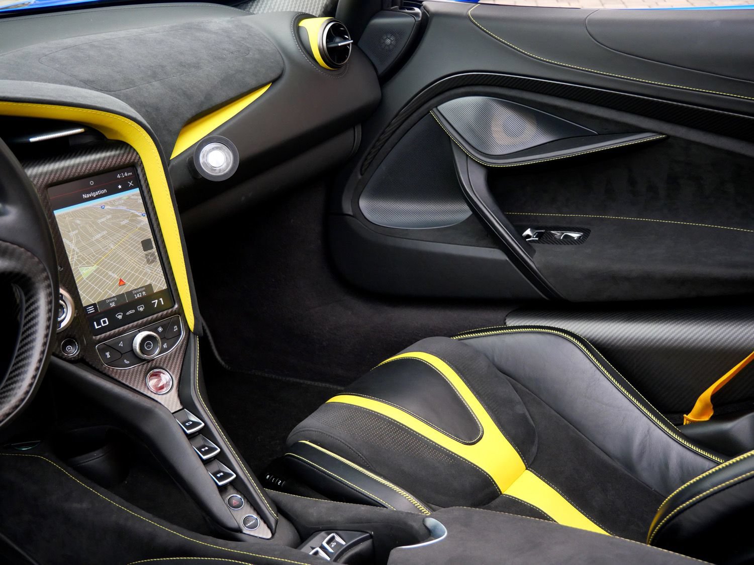 Used 2022 McLaren 720S Luxury RWD image 24