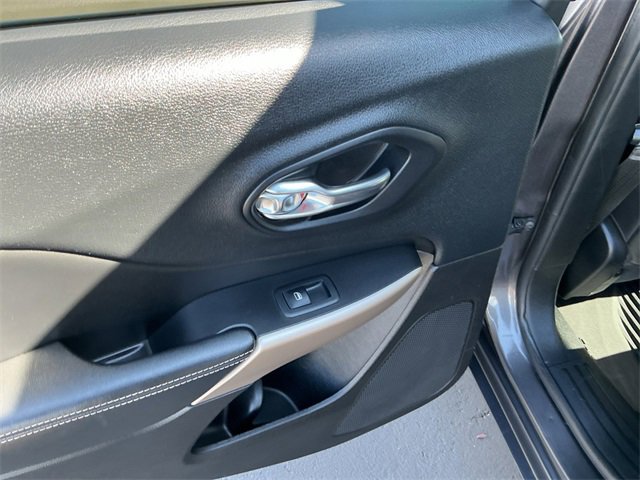 Used 2018 Jeep Cherokee Limited w/ High Altitude Package image 19