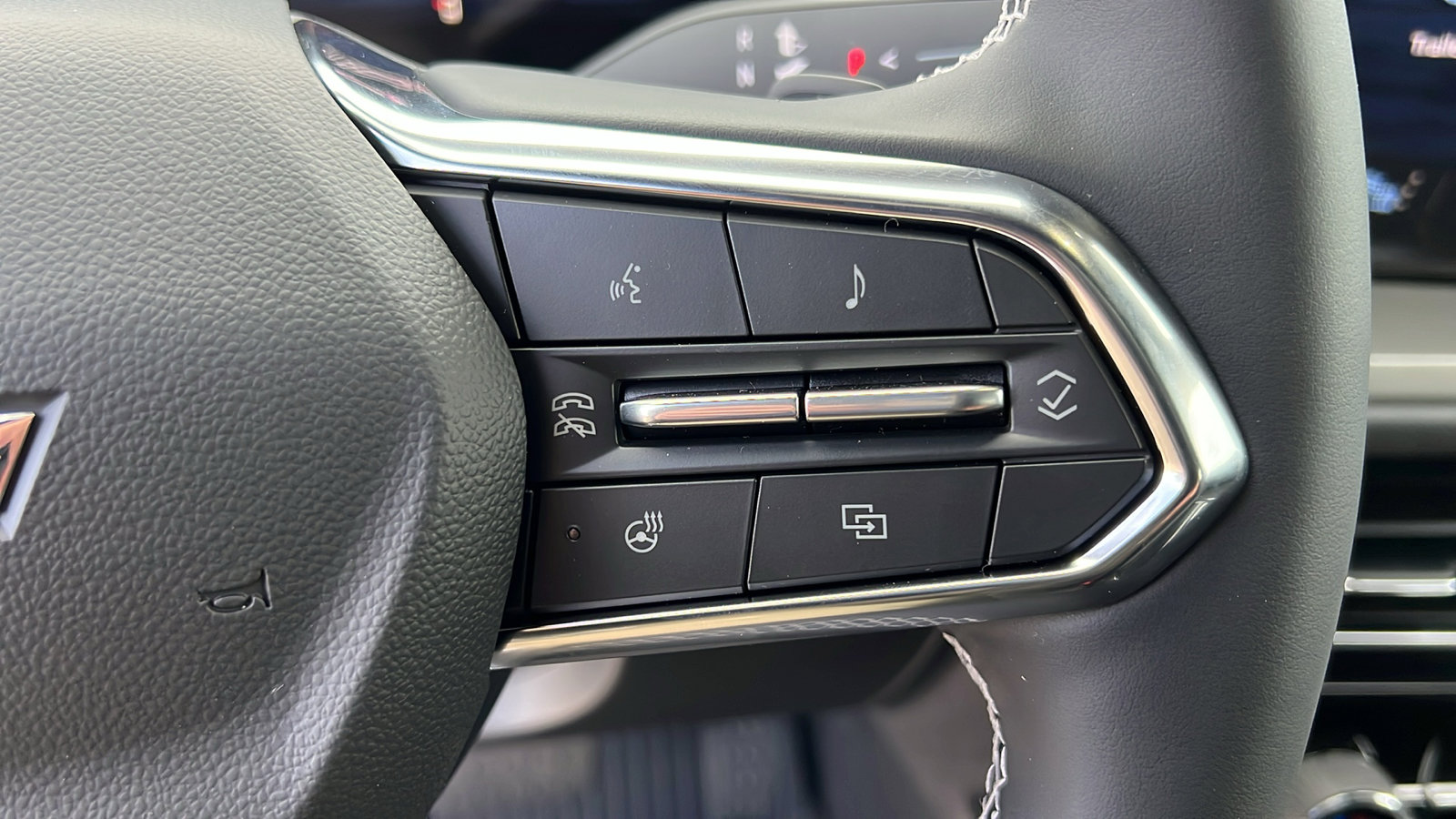 New 2026 Chevrolet Traverse LT w/ Midnight/Sport Edition image 26