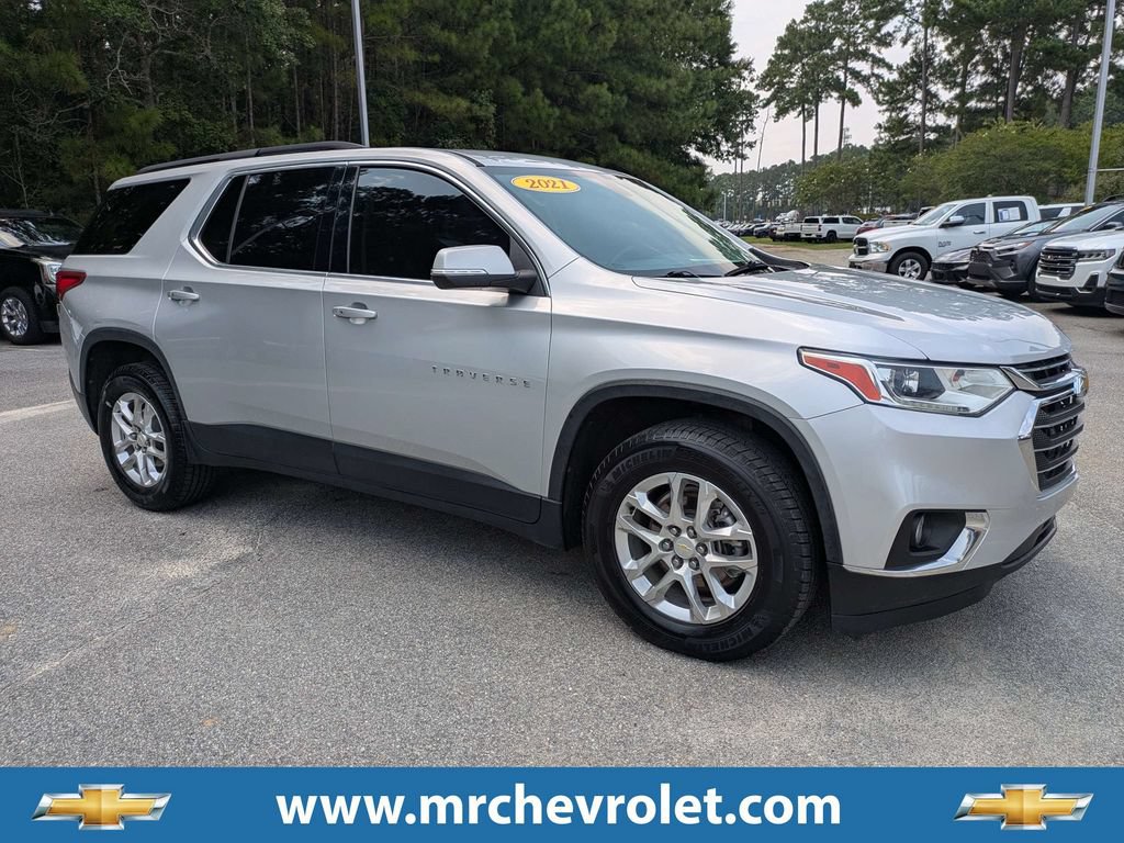 Used 2021 Chevrolet Traverse LT FWD video 1