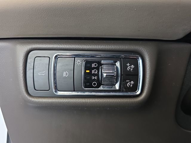 Used 2023 Lincoln Aviator Reserve w/ Equipment Group 201A AWD/4WD image 26