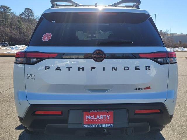 New 2026 Nissan Pathfinder Rock Creek w/ Rock Creek Premium Package AWD/4WD image 4