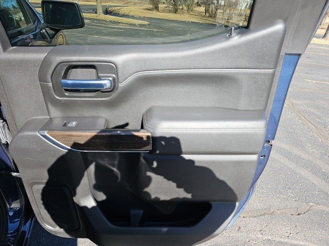 Used 2020 Chevrolet Silverado 1500 RST w/ All-Star Edition image 17