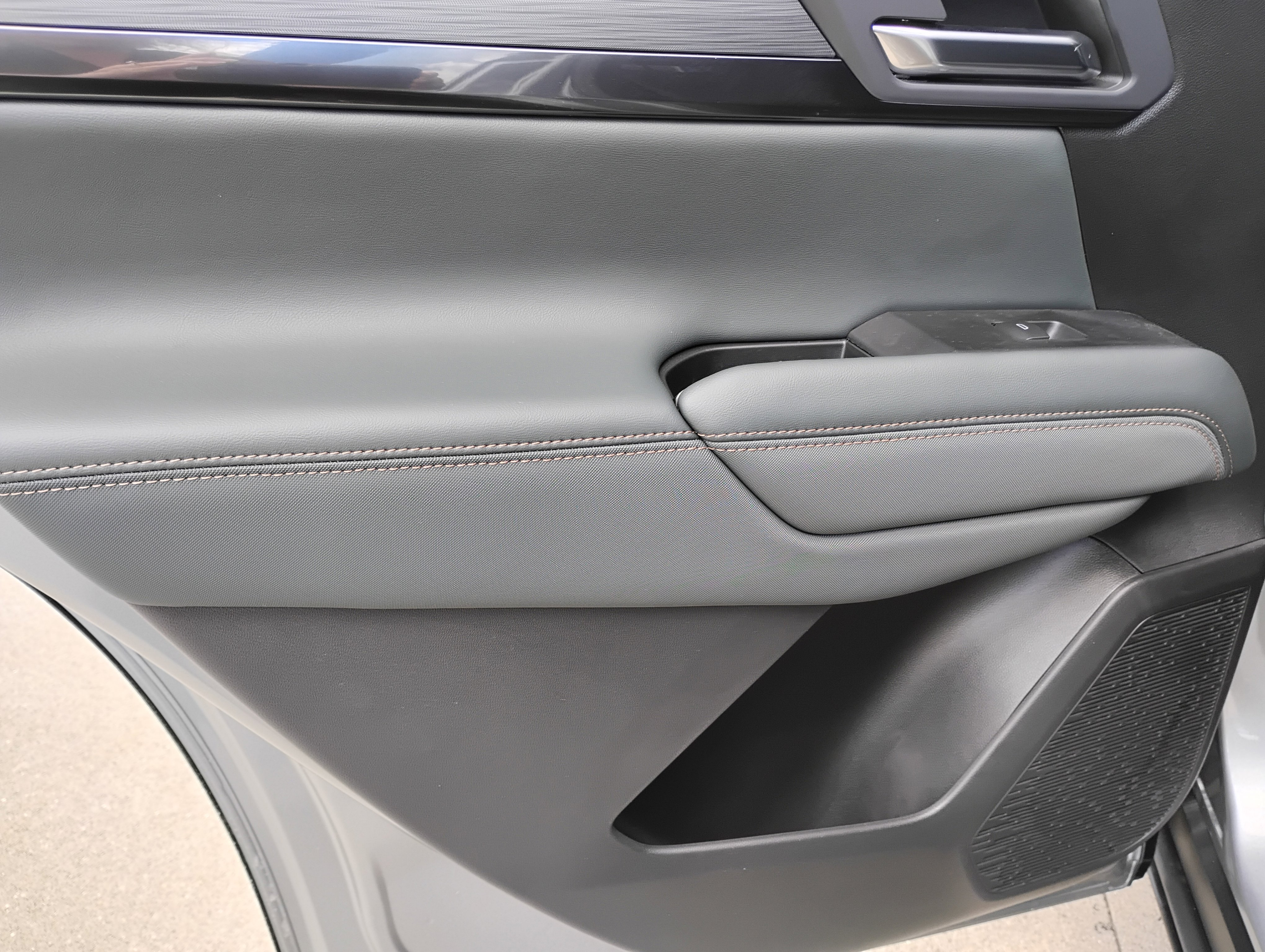 New 2026 GMC Terrain AT4 w/ Convenience Package III image 20