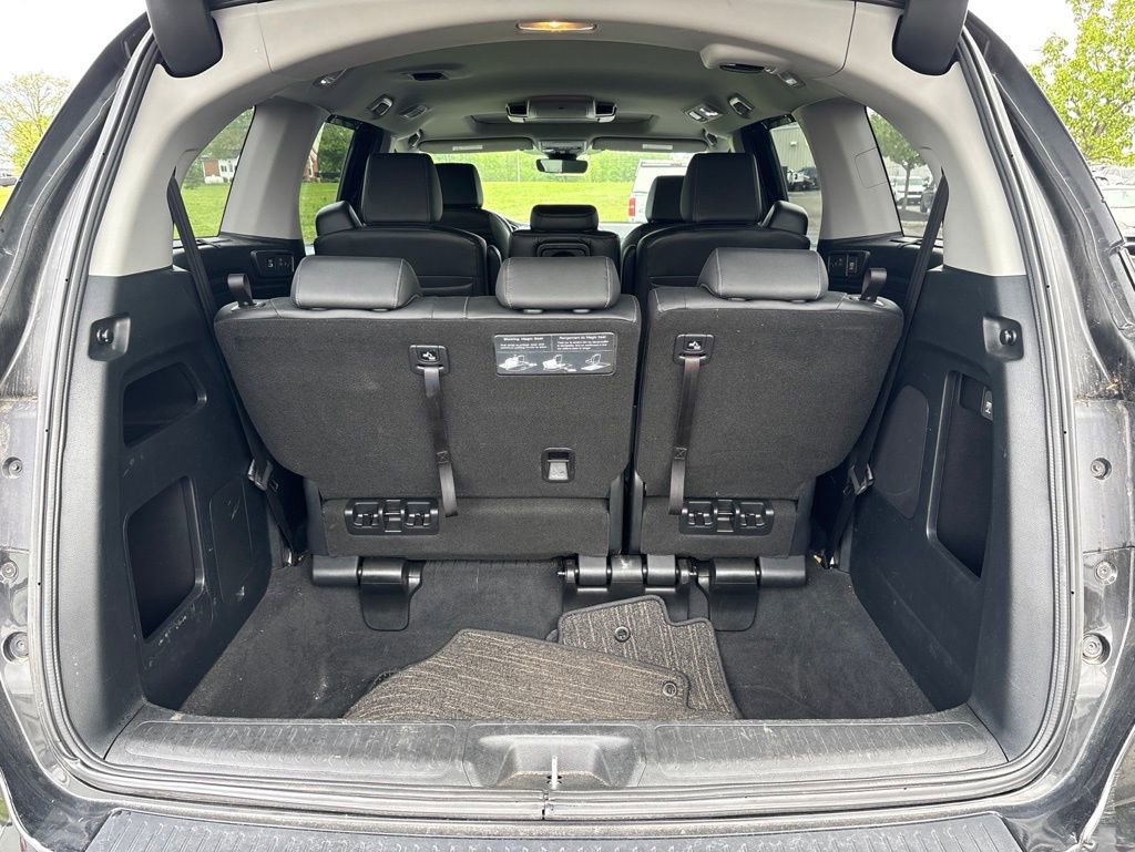 Used 2023 Honda Odyssey Touring image 11