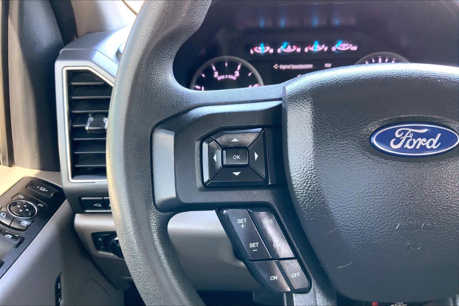 Used 2022 Ford F250 XLT w/ XLT Value Package AWD/4WD image 23