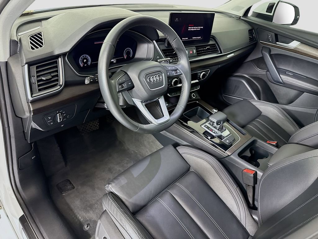 Certified 2023 Audi Q5 2.0T Premium Plus w/ Premium Plus Package AWD/4WD image 9