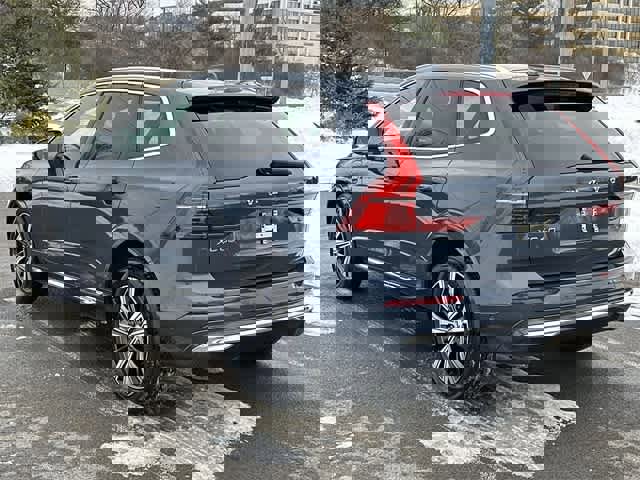Used 2023 Volvo XC60 T8 Ultimate w/ Climate Package image 34