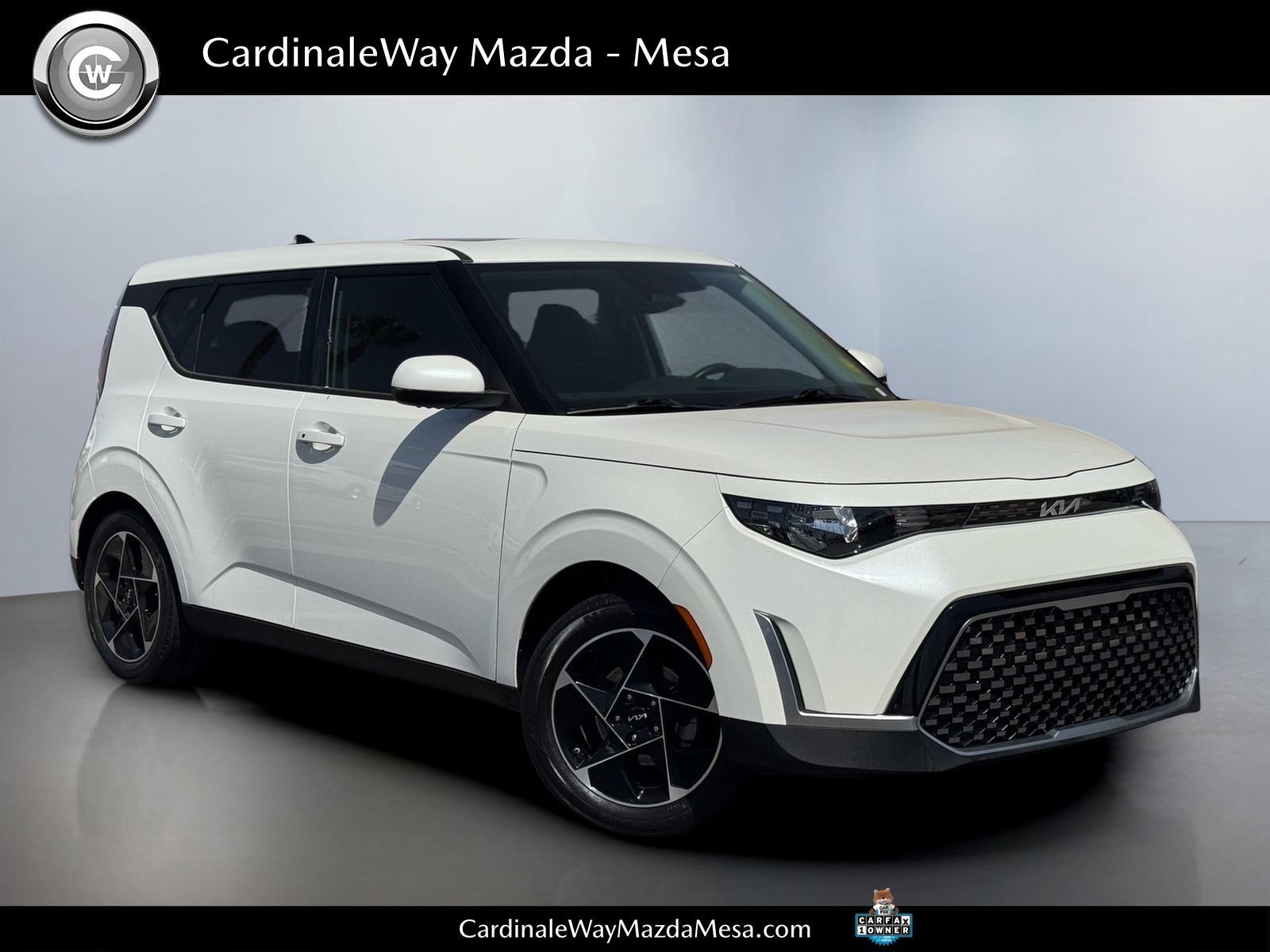 Used 2023 Kia Soul EX FWD image 1