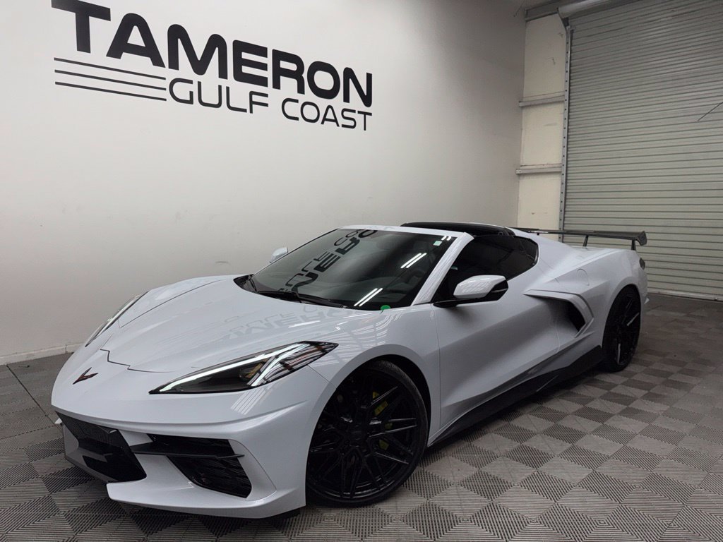 Used 2023 Chevrolet Corvette Stingray Coupe w/ 1LT RWD image 3