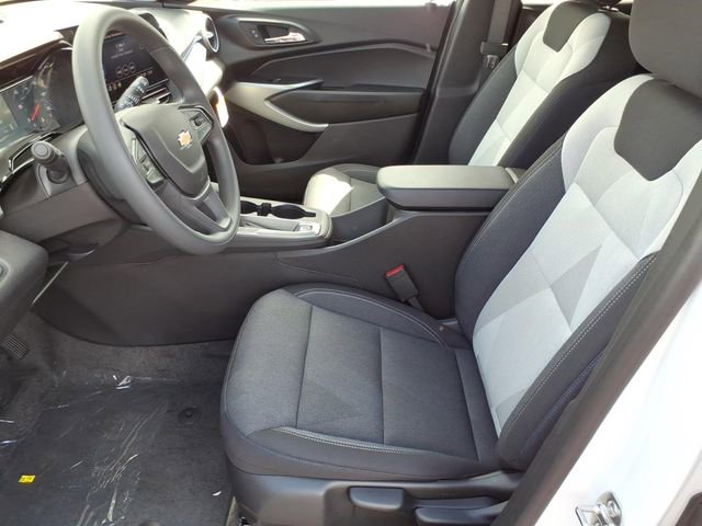 New 2026 Chevrolet Trax LS w/ LS Convenience Package FWD image 6