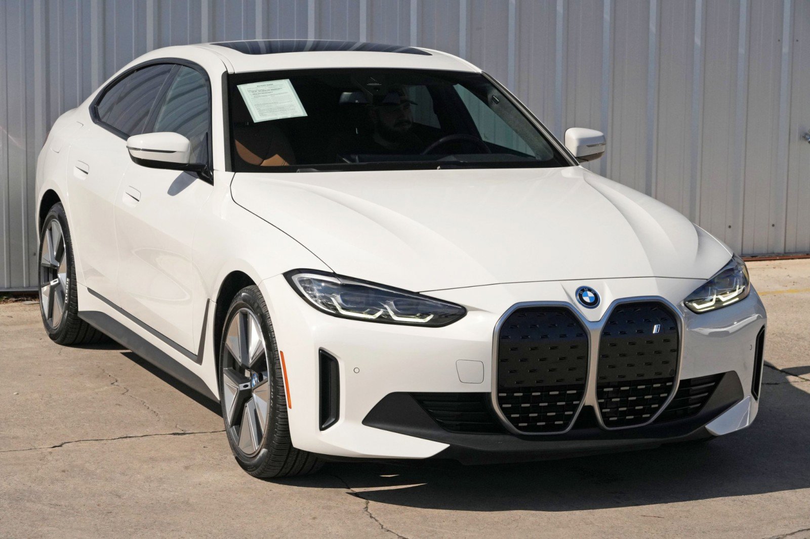 Used 2023 BMW i4 eDrive35 image 55