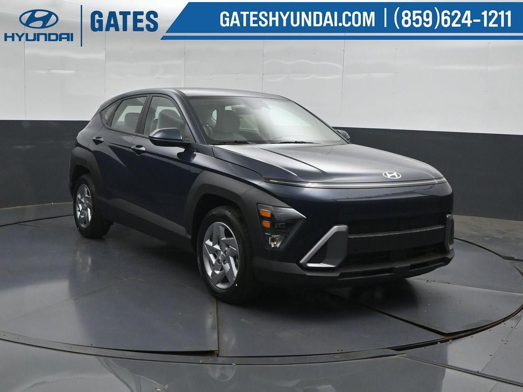 New 2027 Hyundai Kona SE FWD image 4