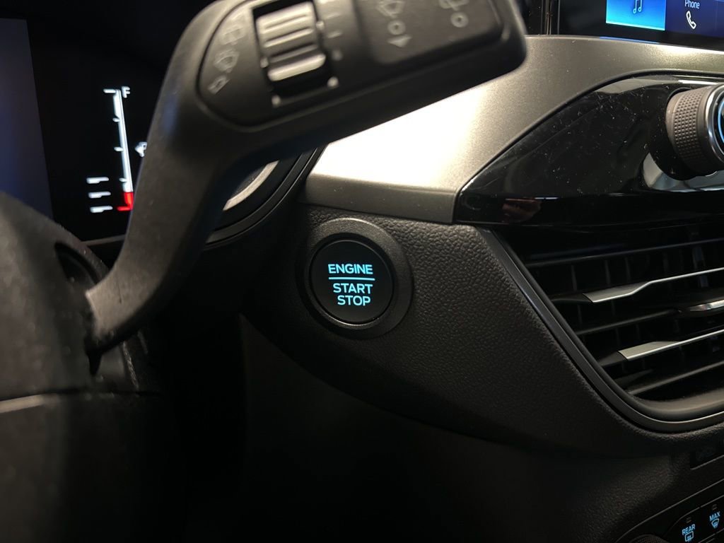 Used 2023 Ford Escape Active image 16