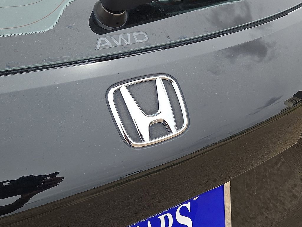 Used 2025 Honda HR-V LX image 11