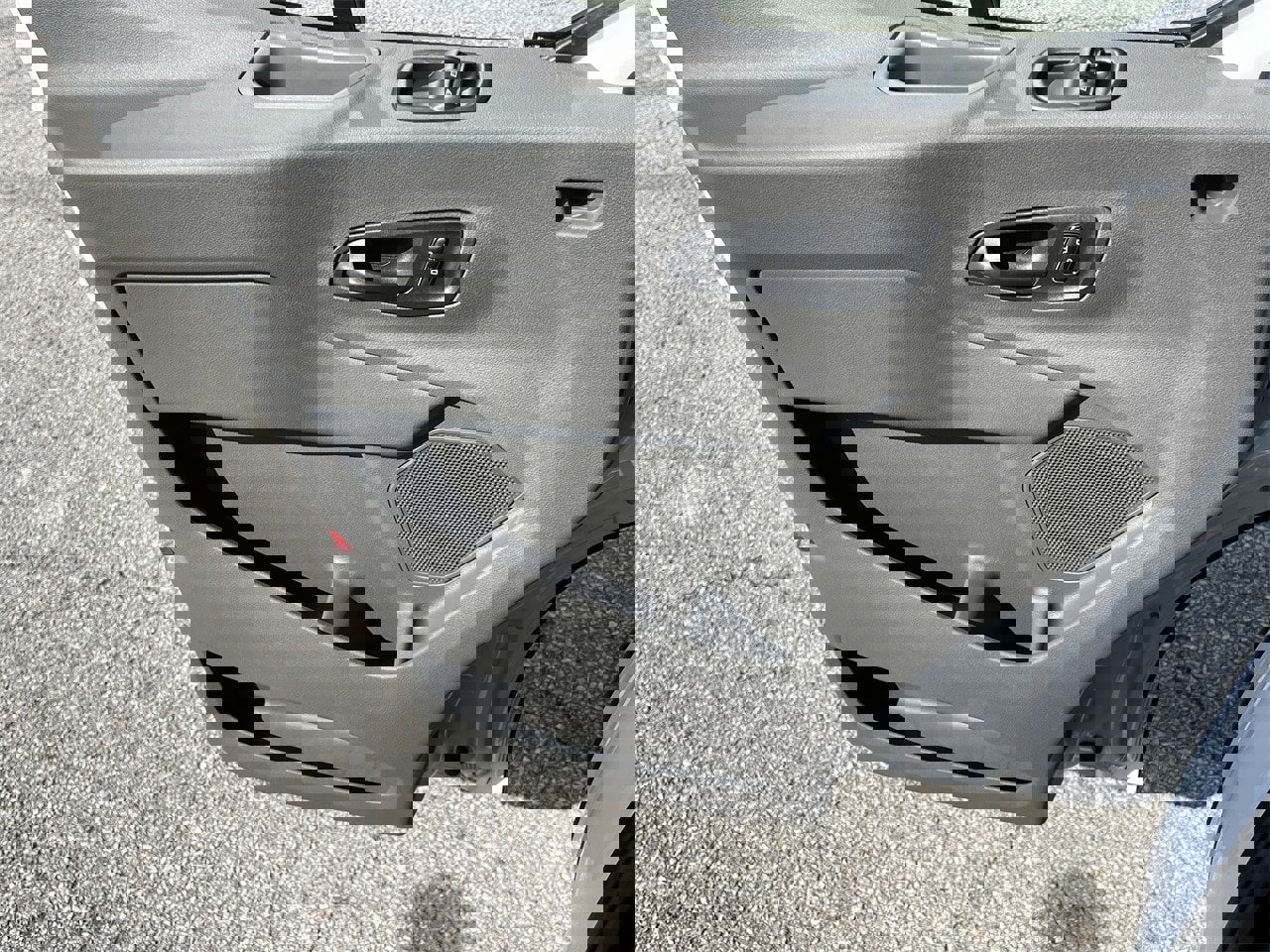 New 2026 Ford Transit 250 148 Medium Roof w/ Load Area Protection Package image 14