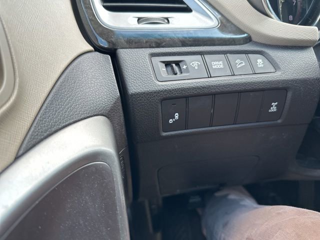 Used 2017 Hyundai Santa Fe Sport image 41