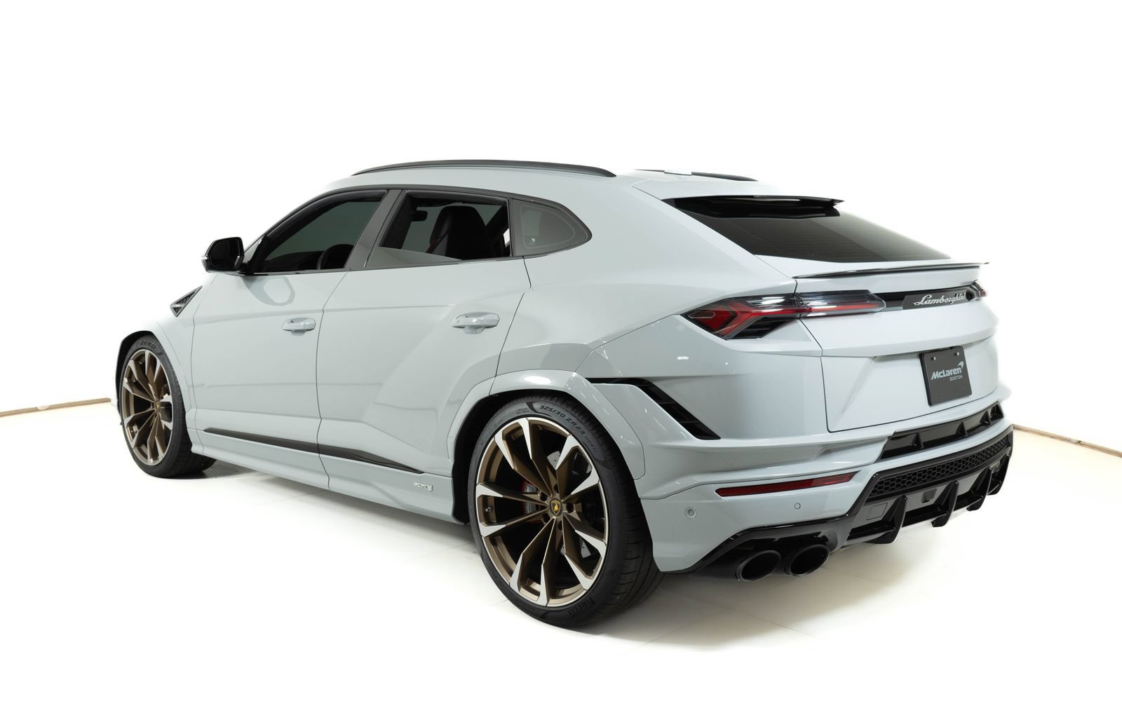 Used 2023 Lamborghini Urus S AWD/4WD image 3
