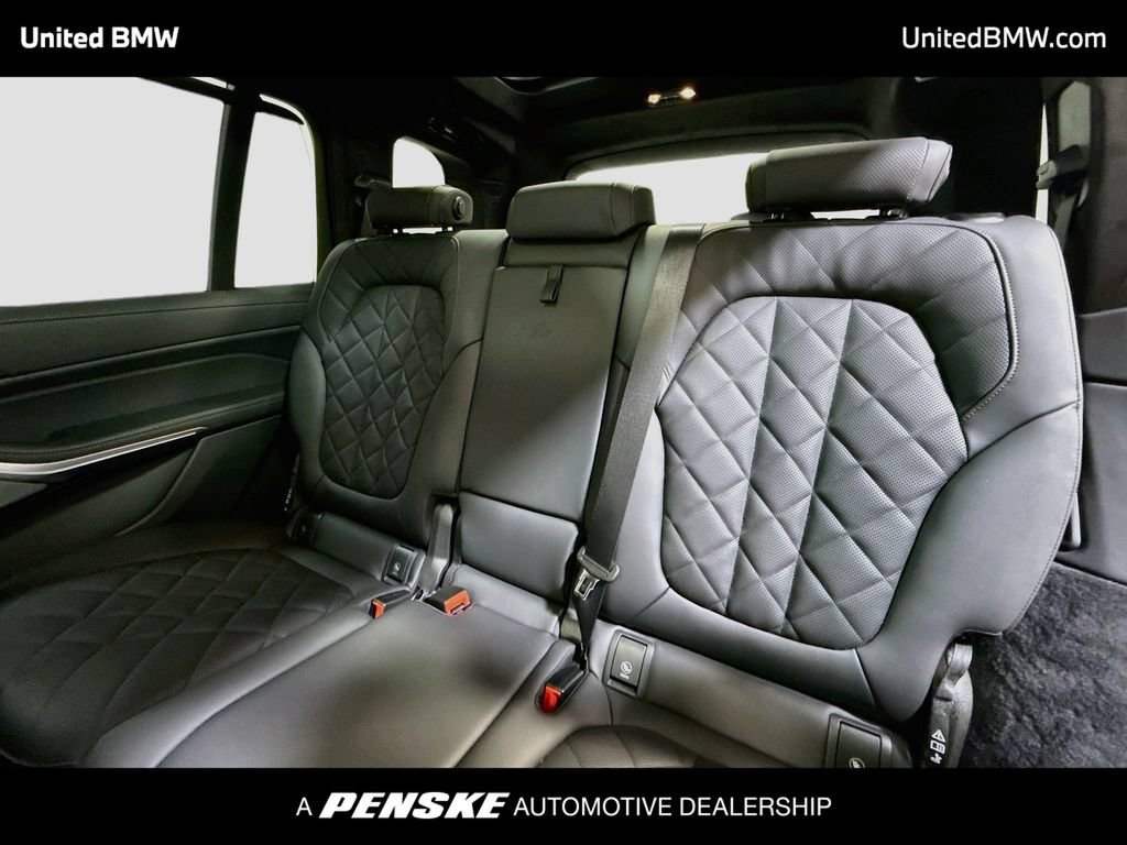 New 2027 BMW X7 xDrive40i AWD/4WD image 13
