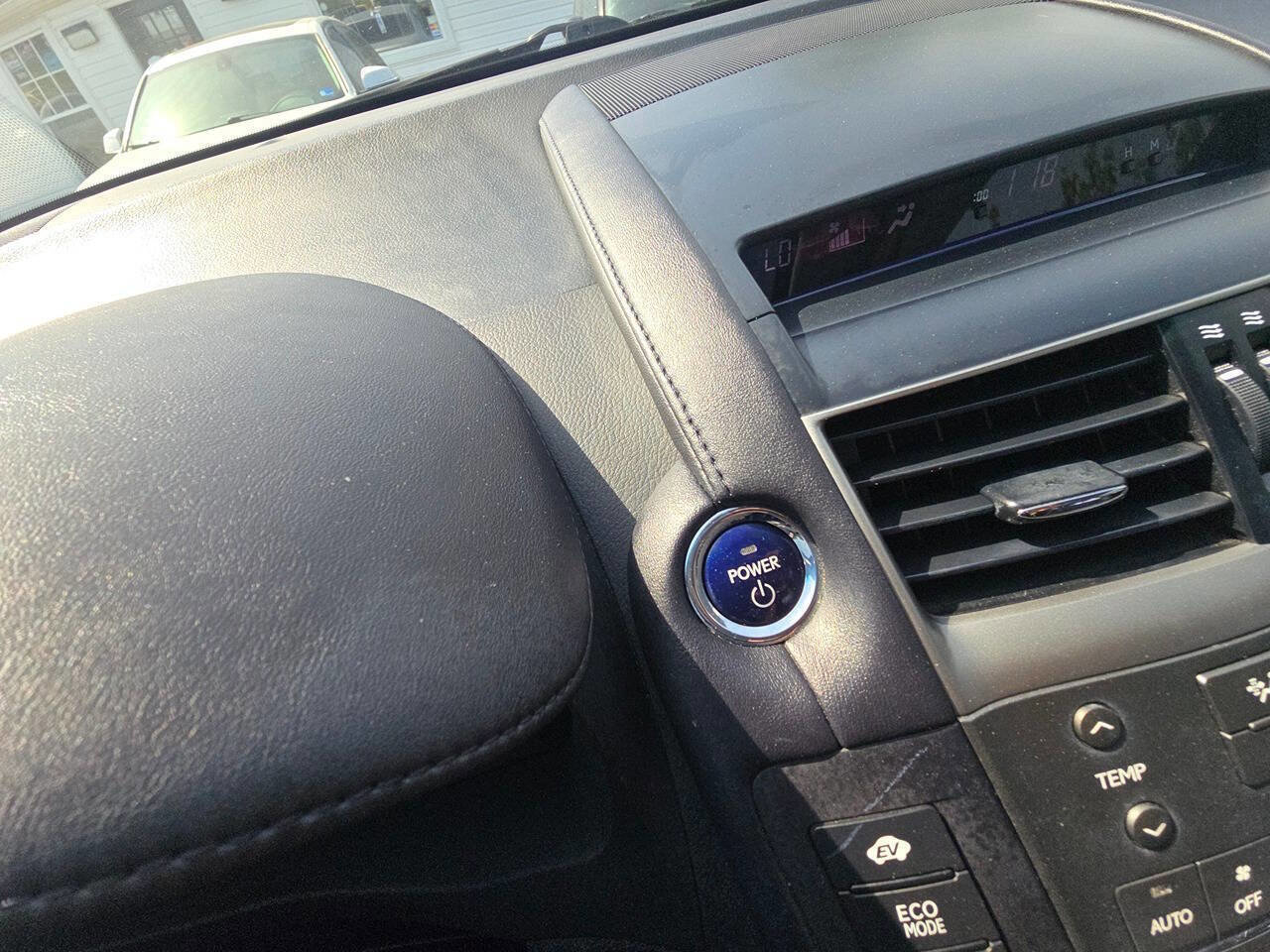 Used 2010 Lexus HS 250h FWD image 32