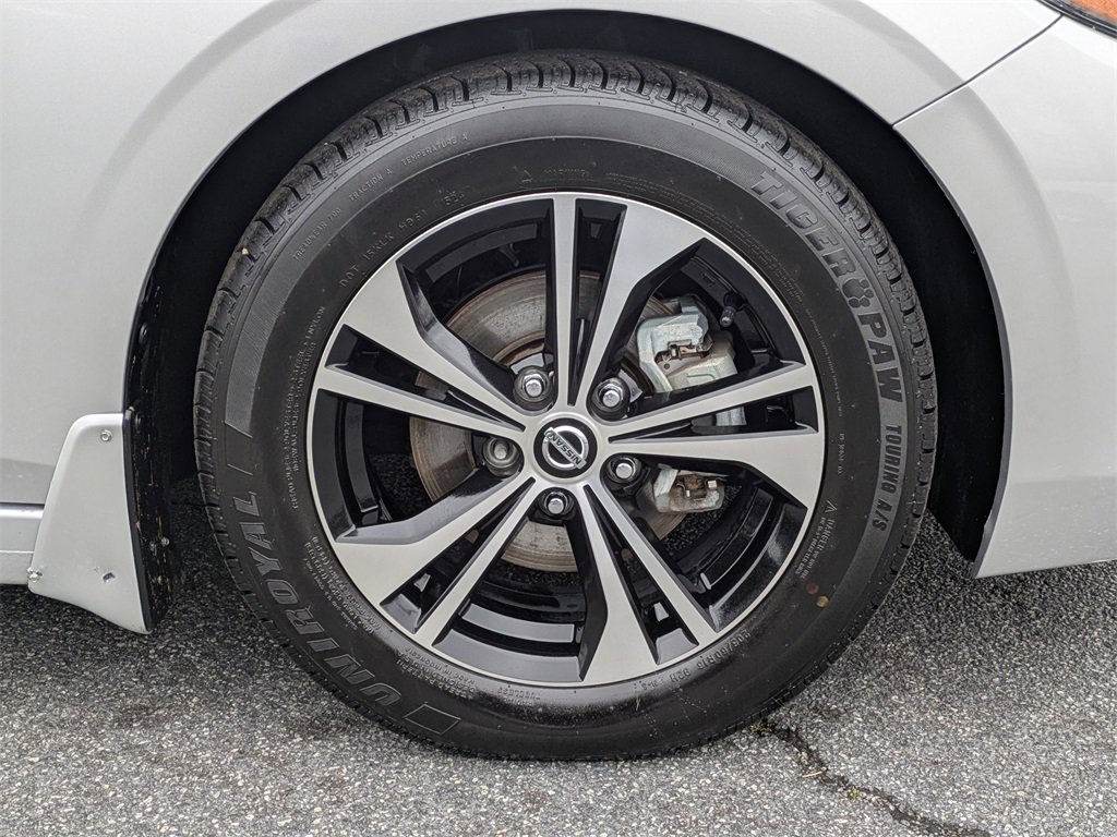 Used 2020 Nissan Sentra SV image 11