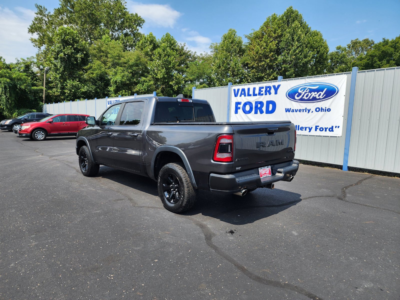 Used 2019 RAM 1500 Rebel w/ Level 1 Equipment Group AWD/4WD image 3