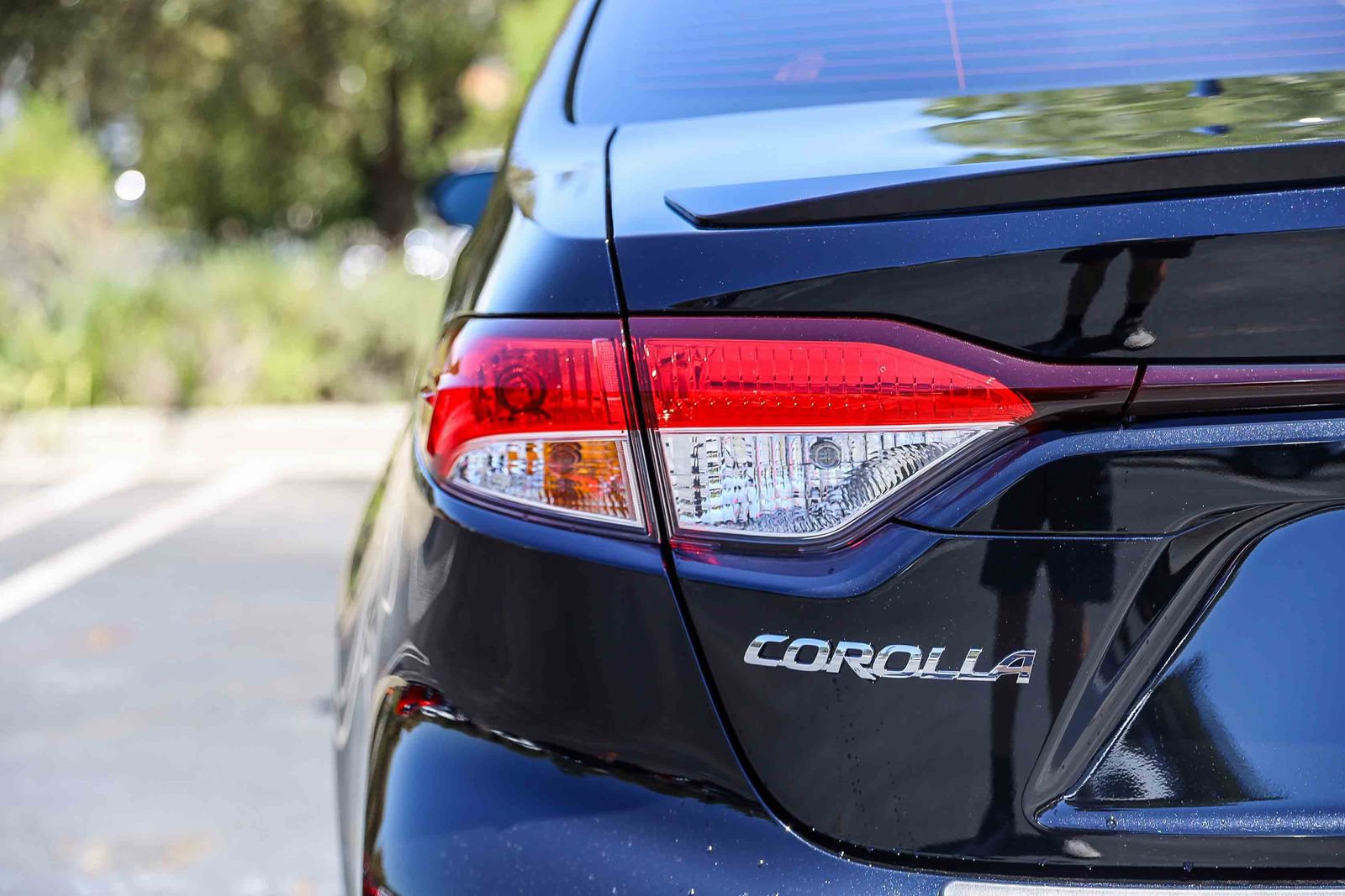 Certified 2026 Toyota Corolla SE w/ SE Premium Package FWD image 7