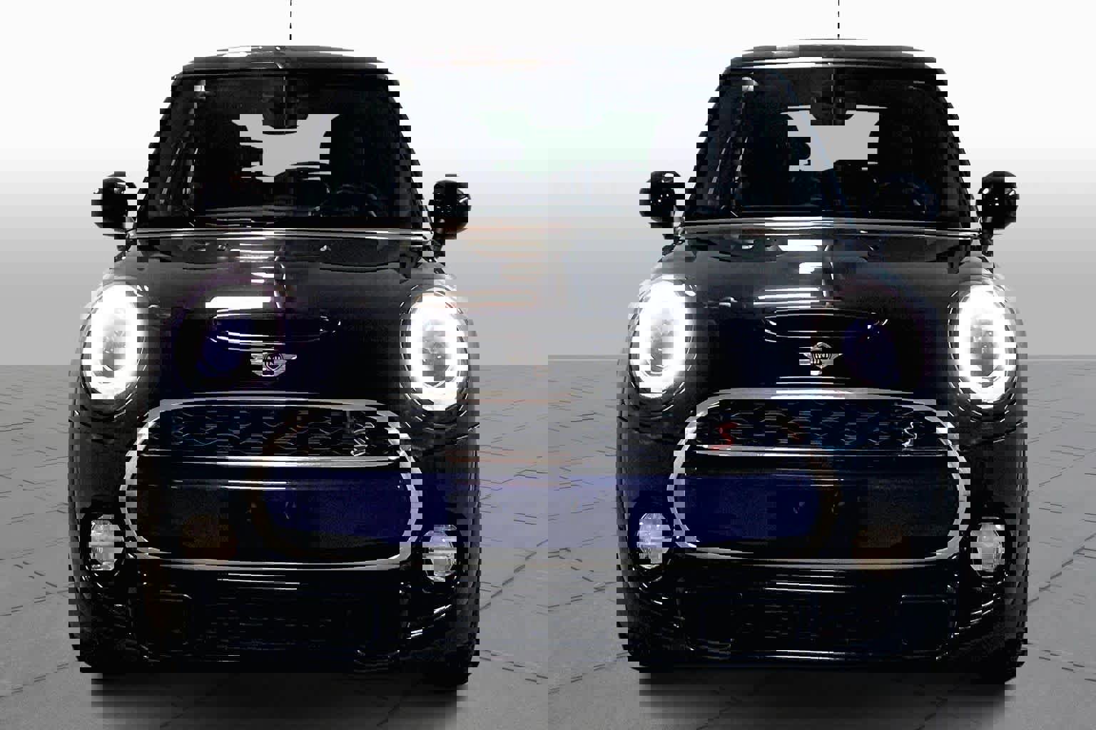 Used 2015 MINI Cooper S image 4