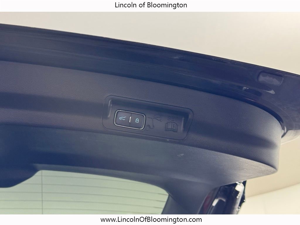 Used 2023 Ford Explorer Limited w/ Limited Technology Package image 61