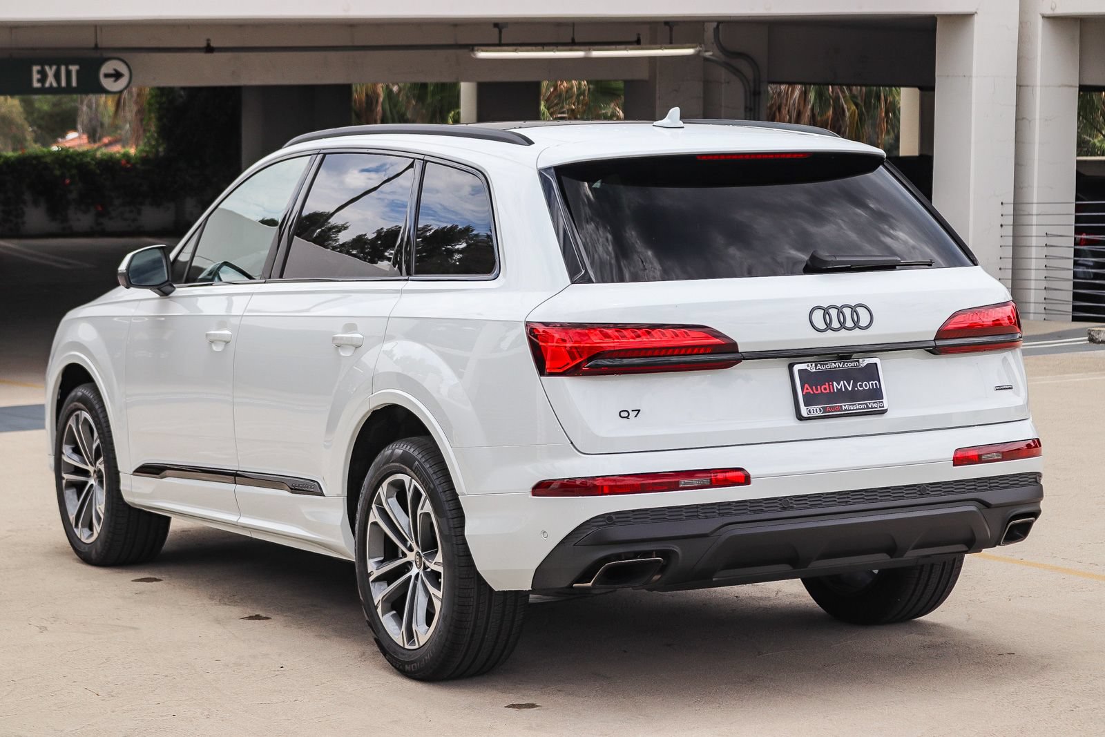 New 2026 Audi Q7 2.0T Premium AWD/4WD image 4