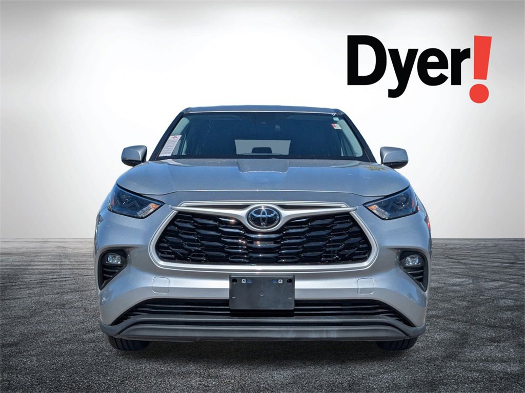 Used 2023 Toyota Highlander LE image 11