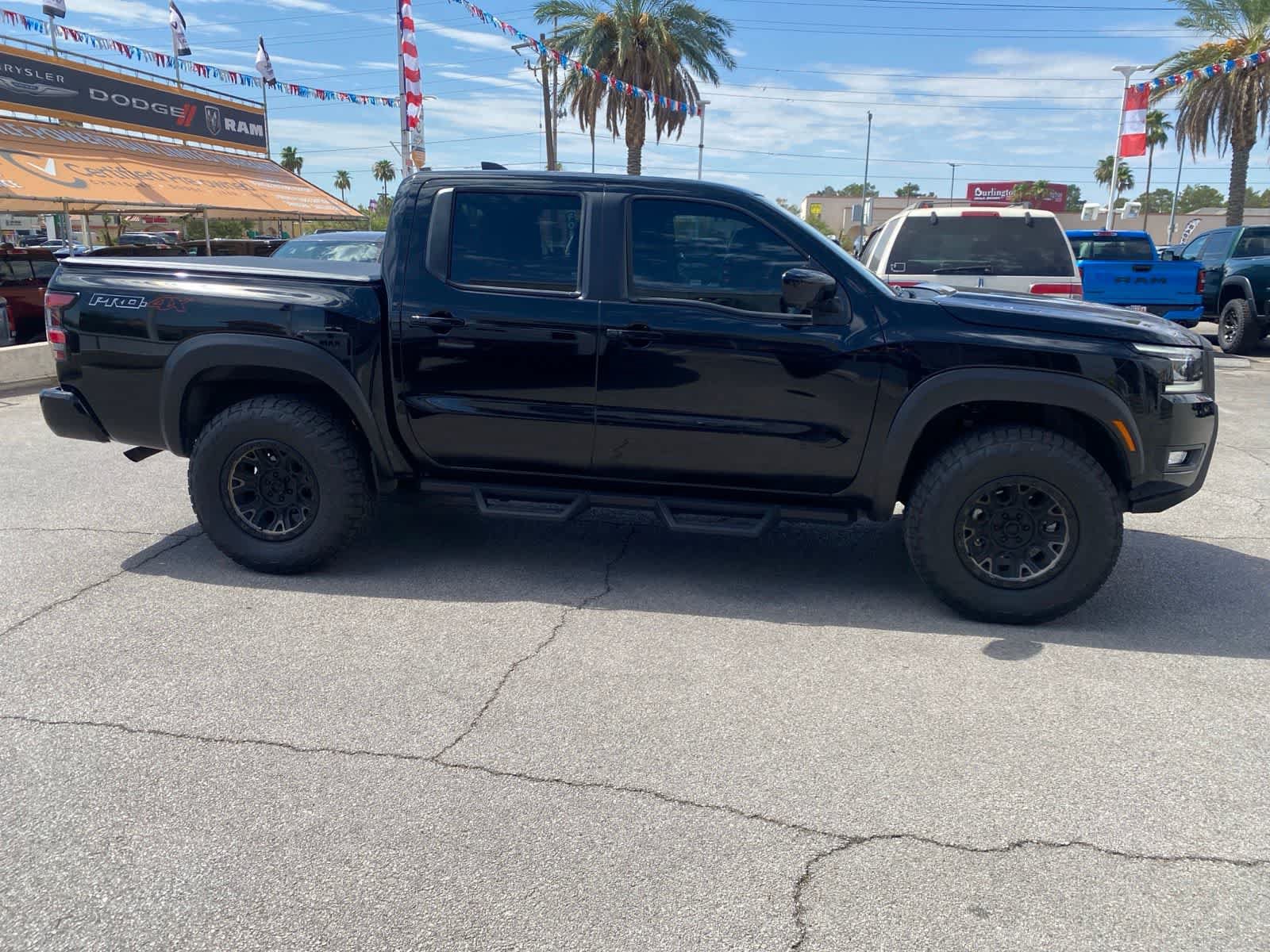 Used 2025 Nissan Frontier PRO-4X w/ Pro Premium Package AWD/4WD image 4
