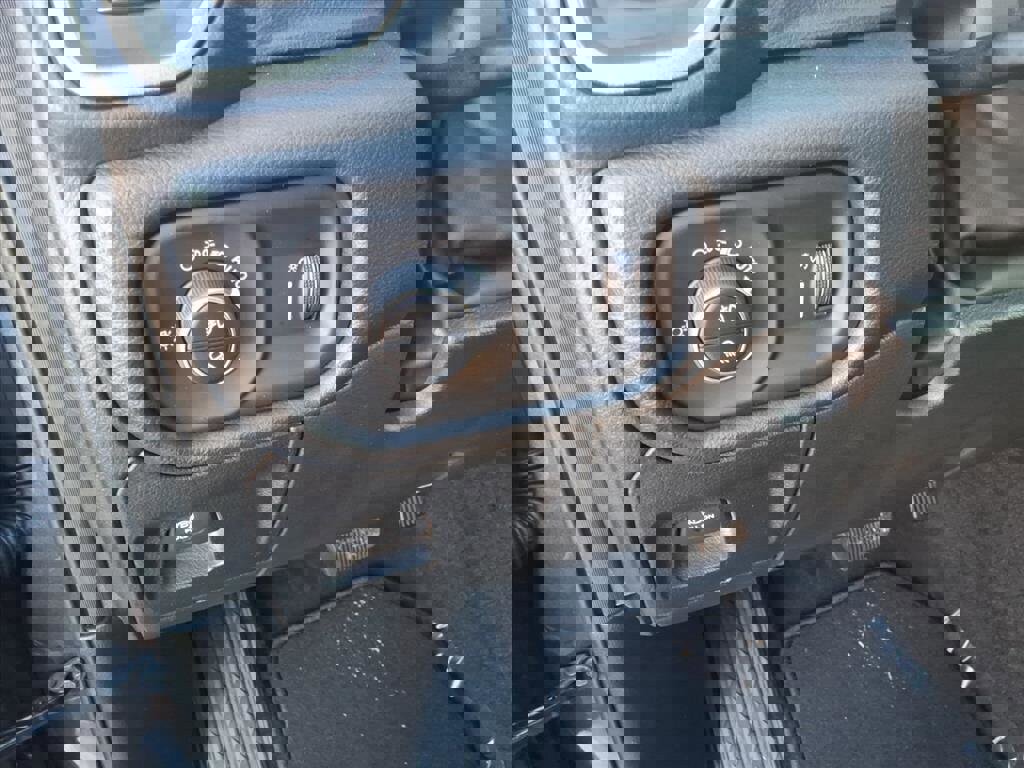 New 2025 RAM 1500 Tradesman image 16