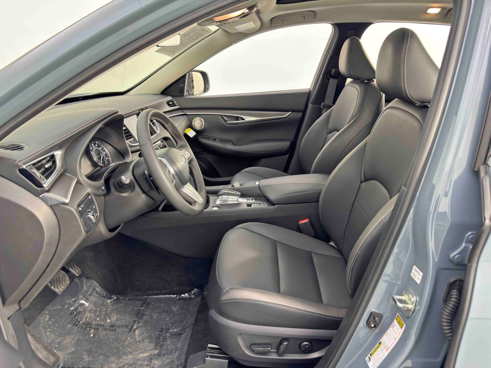 Used 2024 INFINITI QX50 Luxe FWD image 16