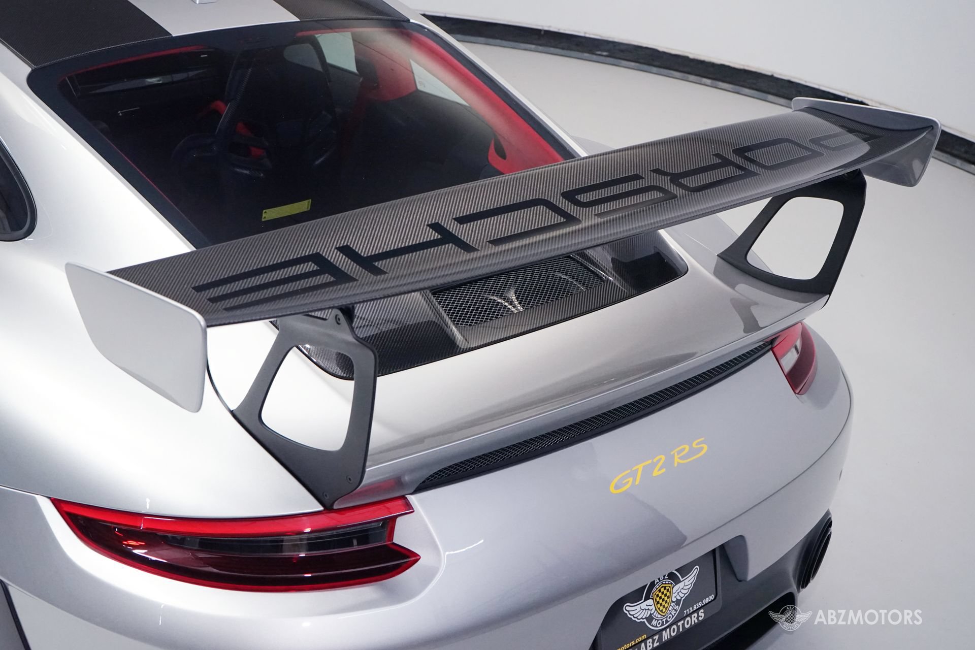 Used 2018 Porsche 911 GT2 RS RWD image 10