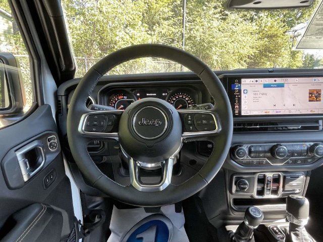 New 2027 Jeep Wrangler Unlimited Sahara AWD/4WD image 14