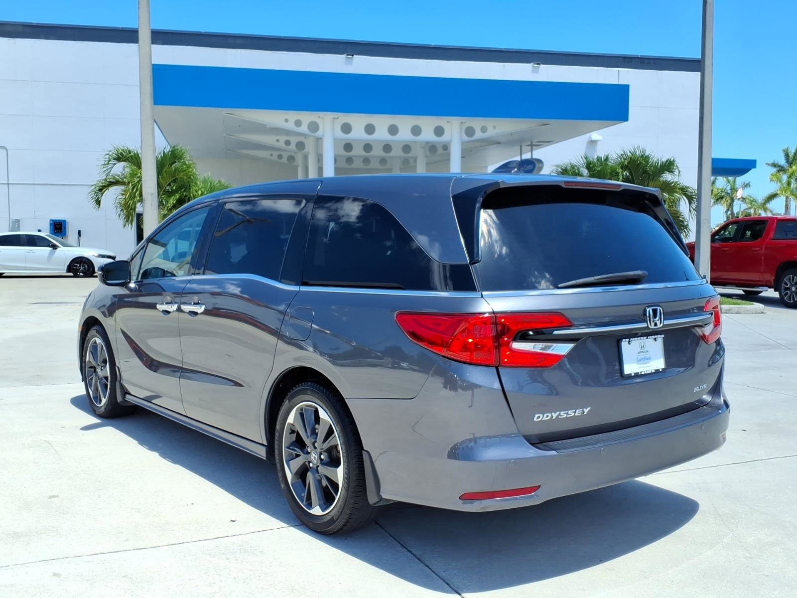 Certified 2023 Honda Odyssey Elite image 13